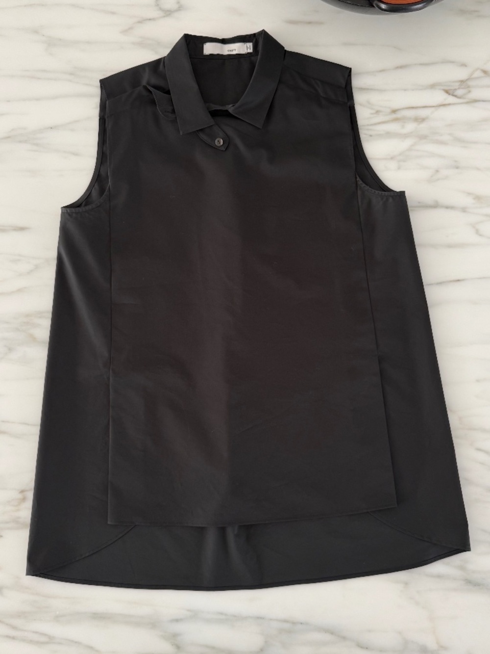 Knott Sleeveless Shirt / Blouse — Black — Size 1 (XS/S) — Made in Japan
